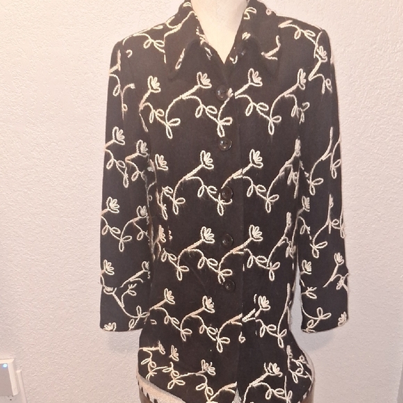 Focus By Shani Black and White Embroidered Wool Jacket - Picture 4 of 11